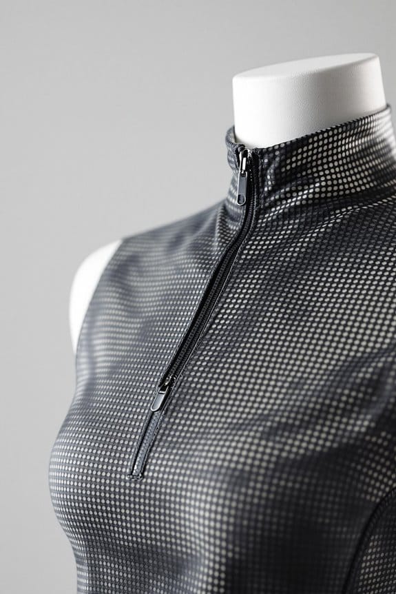 lightweight mesh athletic apparel